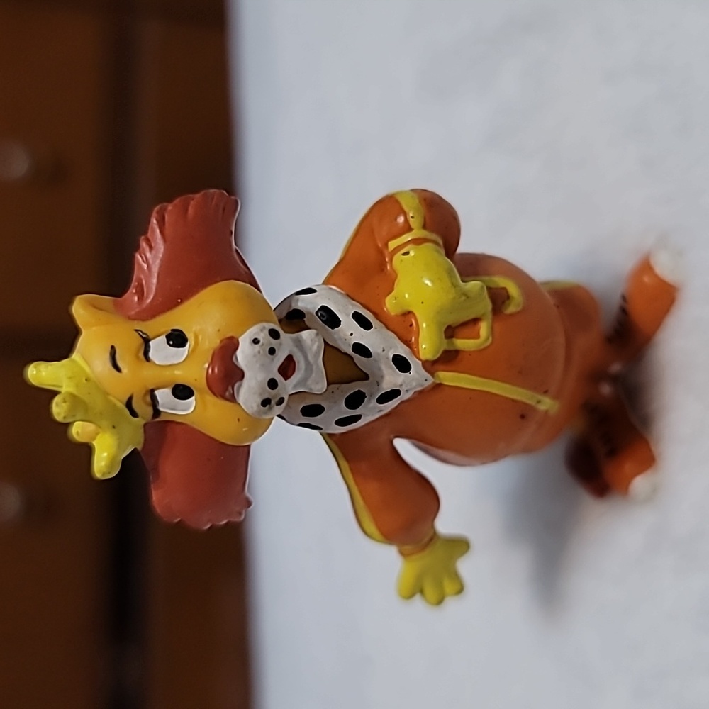 1990s PVC Beckers Lion Animal Themed Figure Toy